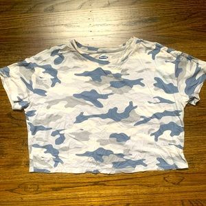 Cropped Camo T Shirt